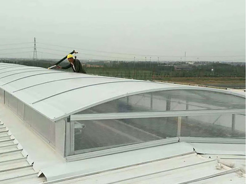 圆拱型排烟天窗