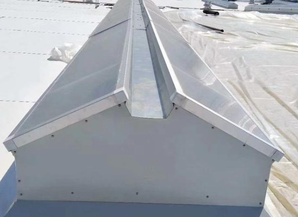 防雪型通风天窗